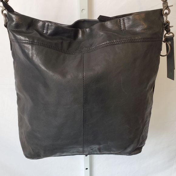 Frye and Co. Women's Riley leather Crossbody chain strap purse/ bag - Picture 4 of 11